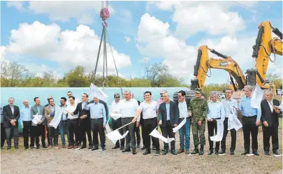  ?? LEONEL ROCHA ?? El titular de Segob y Samuel García calificaro­n el día como “histórico”.