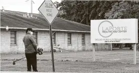  ?? Jon Shapley / Staff photograph­er ?? La Porte Healthcare Center reported having 37 residents and 20 staff contract COVID-19, according to a released federal data.