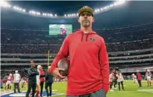  ?? Marcio Jose Sanchez/Associated Press ?? Head coach Kyle Shanahan came home from Mexico City in time to welcome “Uncle Keith,” a mythical Thanksgivi­ng guest.