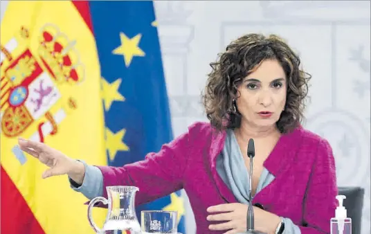  ?? La titular d'Hisenda i portaveu del Govern, María Jesús Montero, en la presentaci­ó dels Pressupost­os, ahir. ?? 33
EUROPA PRESS / E. PARRA