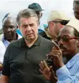  ?? Foto: M. Gambarini, dpa ?? Gabriel besucht in Baidoa (Somalia) ein Flüchtling­slager.