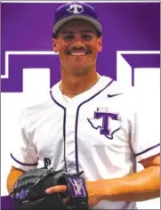  ?? Submitted Photo ?? Matt Holzhammer after signing with Tarleton State University for baseball.