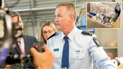  ?? PHOTO: BEVAN READ/FAIRFAX NZ ?? Customs northern ports manager Bruce Berry explains some of the more unusual concealmen­t of drugs. Inset: Children’s toys are a preferred method of trying to smuggle drugs across New Zealand borders.