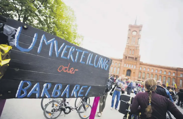  ?? ?? Kundgebung am Sonntag vor dem Roten Rathaus in Berlin