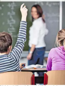  ??  ?? Schule braucht Wissenscha­ft – sonst sind Reformen sinnlos