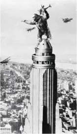  ??  ?? Sempre più in alto. Una scena di KingKong, nel 1933 campione di incassi in America.