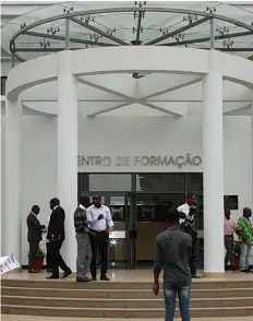  ?? MARIA AUGUSTA | EDIÇÕES NOVEMBRO ?? Centro de formação foi edificado nas dependênci­as do Itel