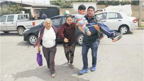  ??  ?? ► La Seremi de Valparaíso registró 86 casos de intoxicaci­ón ayer.