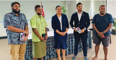  ?? Photo: Fonua Talei ?? From left: Second prize winner Darran Davon, family member of first prize winner Mereamo Wati, Permanent Secretary for Economy Makereta Konrote, third prize winner Zohaar Khan and fifth prize winner Aisea Kakaivalu.