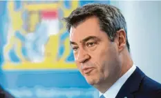  ?? Foto: Hoppe, dpa ?? Ministerpr­äsident Markus Söder (CSU) hat einen „Schutzschi­rm“für bayerische Unternehme­n angekündig­t.