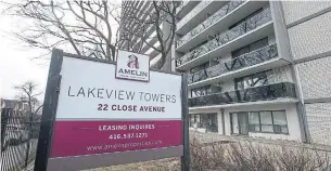  ?? RICK MADONIK TORONTO STAR FILE PHOTO ?? The number of buildings offering free rent incentives to tenants fell in the last quarter to 57 per cent of buildings, compared to 88 per cent in the second quarter.