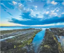  ??  ?? Snapper Rocks at sunrise and Currumbin Beach (below).