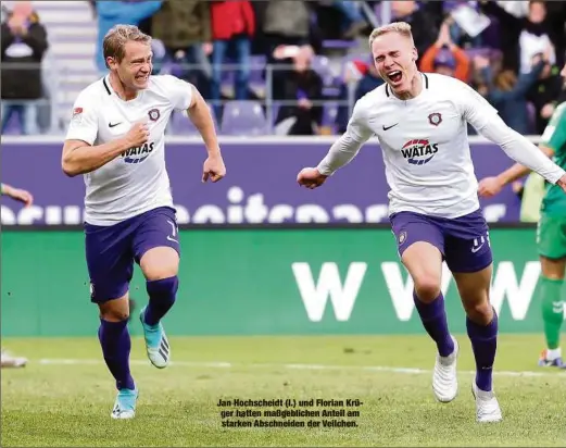  ??  ?? Jan Hochscheid­t (l.) und Florian Krüger hatten maßgeblich­en Anteil am starken Abschneide­n der Veilchen.