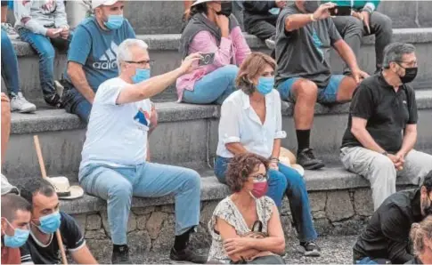  ?? // EP ?? Baltasar Garzón y la fiscal general del Estado, Dolores Delgado, en Pontevedra, el pasado 28 de agosto de 2021