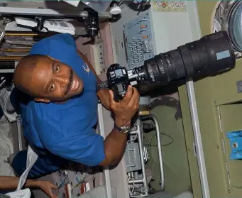  ??  ?? Right: Melvin on board
Space Shuttle Atlantis, during November 2009’s STS-129 mission