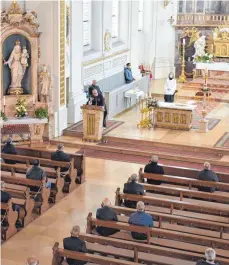  ?? FOTO: CARMEN NOTZ ?? Am Samstag hat in St. Verena der Bundesjahr­tag mit Heiliger Messe stattgefun­den.