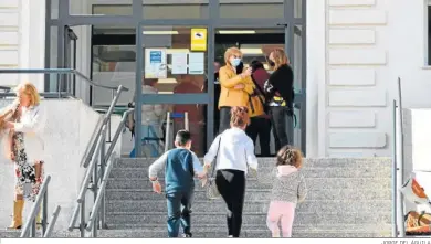  ?? JORGE DEL ÁGUILA ?? Entrada al centro de salud Menéndez Tolosa de Algeciras.