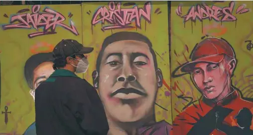 ?? / Mauricio Alvarado ?? Murales que conmemoran a las jóvenes víctimas de la violencia policial en Bogotá.