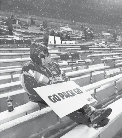  ?? AP FILE ?? The weather may favor the Packers at Lambeau Field in the playoffs, but home- field advantage hasn’t been the same this NFL season.