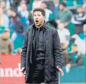  ?? FOTO: EFE ?? Diego Simeone, en el partido de ayer ante el Real Betis en el Benito Villamarín