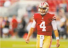  ?? Santiago Mejia / The Chronicle ?? Backup 49ers quarterbac­k Nick Mullens posted impressive preseason stats but has not taken a snap in the regular season.