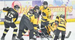  ?? Gw-images.com ?? Action from Widnes Wild U15s’ clash with their counterpar­ts from Nottingham.