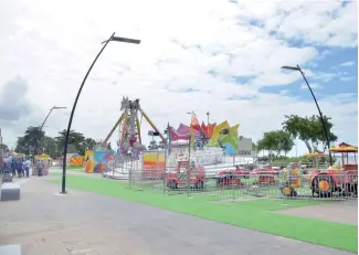  ?? FÉLIX DE LA CRUZ. ?? Ambiente en la Plaza Juan Barón de la capital.