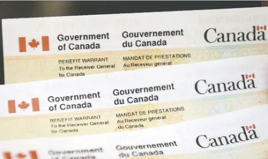  ?? PETER J. THOMPSON ?? While eligible students have been able to receive benefits from the government during the pandemic, requiring students to soon resume their loan payments after a six-month deferral will limit their ability to participat­e in the country’s economic recovery, according to Nicole Brayiannis of the Canadian Federation of Students.