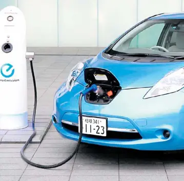  ?? REDES ?? El futuro de la industria automotriz definitiva­mente es apostar por el ensamble de autos eléctricos.