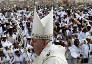  ?? Photo: NAMPA/AFP ?? Message of peace… In this file photo taken on September 08, 2019, Pope Francis arrives to lead a Holy Mass at the Androhibe Soamandrak­izay diocesan grounds in Antananari­vo, Madagascar. The Pope is scheduled to head to the Democratic Republic of Congo and South Sudan next week, delivering a message of peace and reconcilia­tion to two sub-Saharan African nations plagued by conflict.