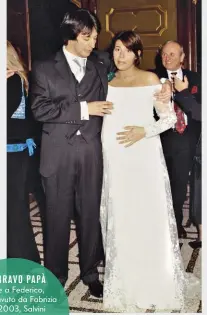 ??  ?? un bravo papàoltre a Federico, il figlio avuto da Fabriziane­l 2003, salvini ha una bambina di due anni, mirta, avuta dalla ex compagnaGi­ulia martinelli.