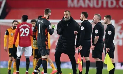  ??  ?? Nuno Espírito Santo with Manchester United’s David de Gea after Wolves’ game last month at Manchester United. Photograph: Laurence Griffiths/Reuters