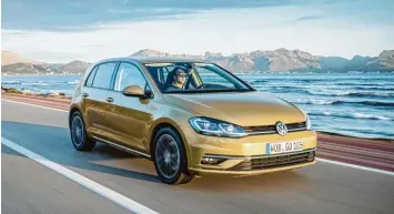  ?? Foto: Volkswagen ?? Ein Golf muss aussehen wie ein Golf – das haben die Entwickler beherzigt und die äußere Erscheinun­g des Kompaktwag­ens nur behutsam angepasst. Die größeren Veränderun­gen fanden im Interieur statt.