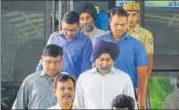  ?? RAMESH PATHANIA/MINT ?? A Delhi court sent former Ranbaxy promoters Malvinder Singh and Shivinder Singh to four-day police custody.