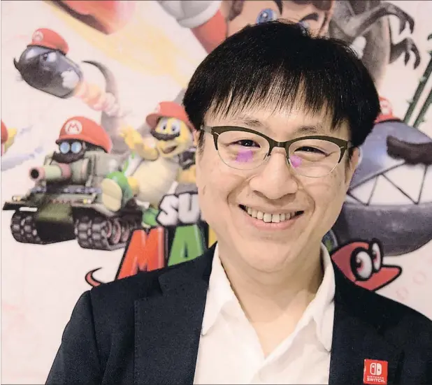  ??  ?? Takahashi, durante la entrevista con La Vanguardia esta semana en Los Ángeles, mientras participab­a en la feria del videojuego E3, la más importante del mundo