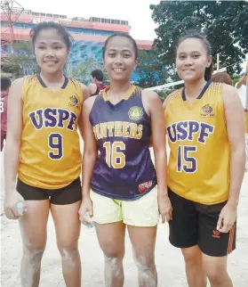  ?? SUNSTAR FOTO / RICHIEL S. CHAVEZ ?? TARGET ACHIEVED. Despite fielding a rookie team, USP-F achieved its target of making it to the championsh­ip round of the Cesafi women’s beach volleyball tournament.
