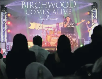  ?? PICTURES: MATTHEWS BALOYI/AFRICAN NEWS AGENCY (ANA) ?? BEATS: Nokukhanya Dlamini performs at the Birchwood Comes Alive event in Ekurhuleni in honour of Women’s Month at the weekend.