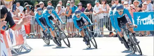  ??  ?? EN ACCIÓN. El Movistar entró con cinco corredores: Amador, Soler, Valverde, Nairo y Landa. Se quedaron Erviti, Bennati y Rojas.