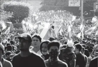  ?? Reuters ?? Protesters demand resignatio­n of Nicaraguan president after unrest