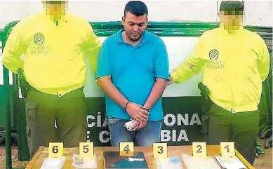  ?? CORTESÍA PRENSA MEBAR ?? Erick Bladimir Jaimes Vargas, alias Maximilian­o, durante la captura realizada en Girón, Santander.