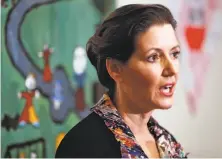  ?? Scott Strazzante / The Chronicle ?? Oakland Mayor Libby Schaaf calls a news conference to sound the alarm about actions against undocument­ed immigrants.