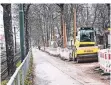  ?? FOTO: ANDREAS BRETZ ?? An der Uniklinik sind jetzt 100 Parkplätze weggefalle­n.