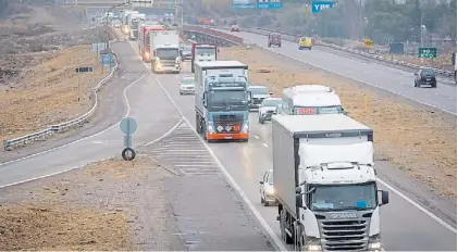  ?? ?? Logística. El transporte es uno de los costos que inciden en los precios al por mayor.