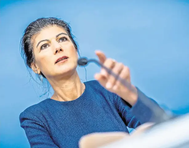  ?? FOTO: MICHAEL KAPPELER/DPA ?? Auch Sahra Wagenknech­ts Name geht: Das BSW will die Abkürzung neu deuten.