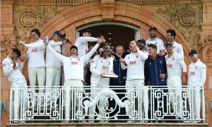  ??  ?? Feroze Khushi is pictured far left on the Lord’s balcony being sprayed with beer as Essex celebrated winning the Bob Willis Trophy Final on Sunday. Photograph: Alex Davidson/Getty Images