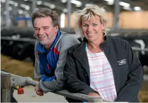  ?? JOHN BISSET/STUFF ?? Aad and Wilma van Leeuwen operate what has been called the world’s largest robotic dairy shed.