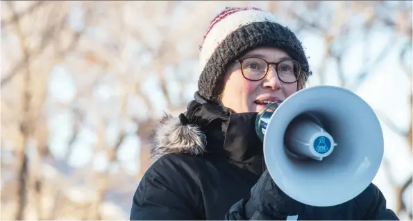  ?? BRANDON HARDER ?? Shayna Stock of the Heritage Community Associatio­n says a little money from the city’s budget would go a long way with such groups who rely on volunteers.