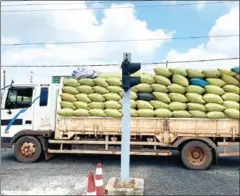  ?? TRANSPORT MINISTRY ?? A truck is stopped for inspection. More than 172 overloaded vehicles were pulled over and fined last month.