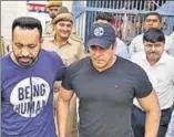  ?? HT PHOTO ?? Actor Salman Khan walks out of the Jodhpur jail after a court granted him bail in the blackbuck poaching case in which he was given a fiveyear prison sentence, on Saturday.