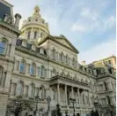  ?? BALTIMORE SUN FILE ?? Baltimore’s elected officials, including the mayor and the City Council president, will get a 2.5% pay raise next year. Baltimore’s City Hall is shown above.